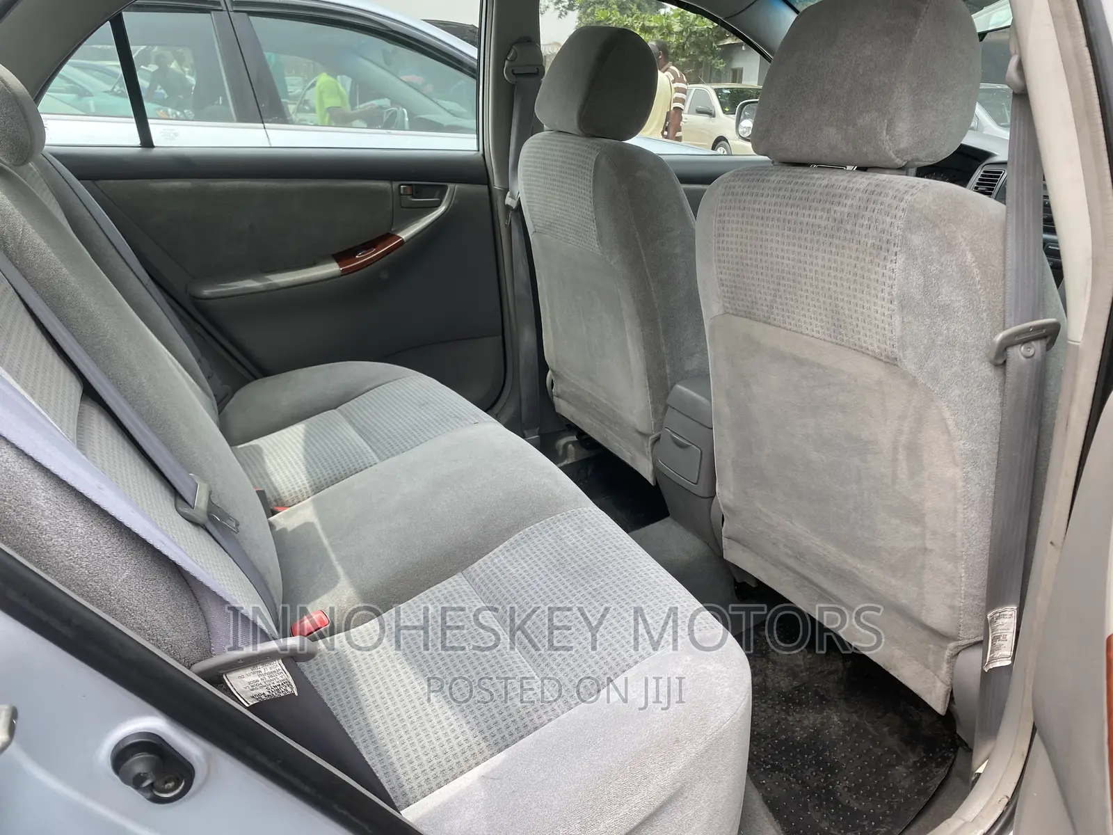 Toyota Corolla LE 2005 Silver