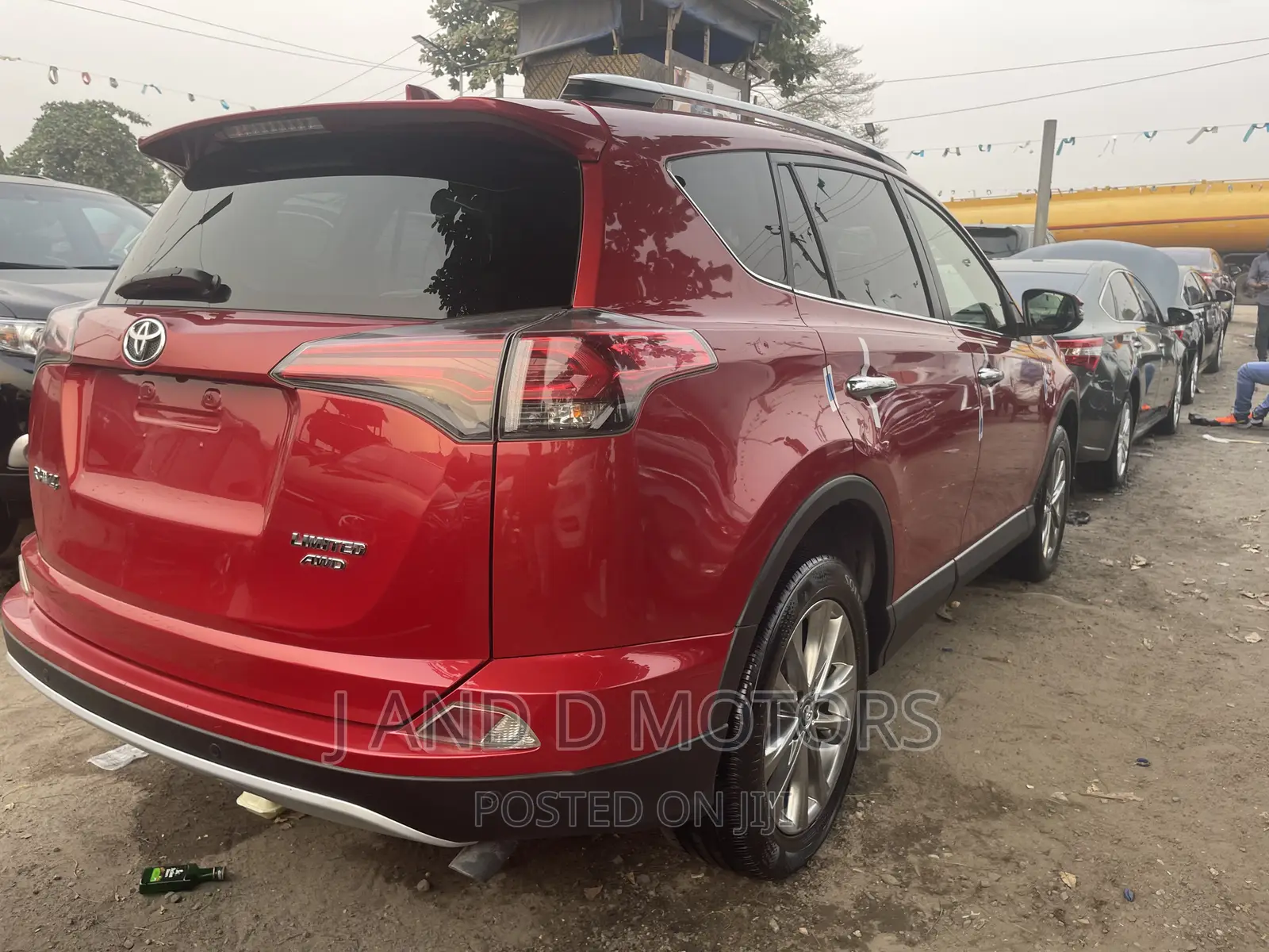 Toyota RAV4 2017 Red