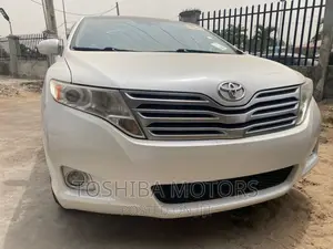Toyota Venza V6 AWD 2011 White
