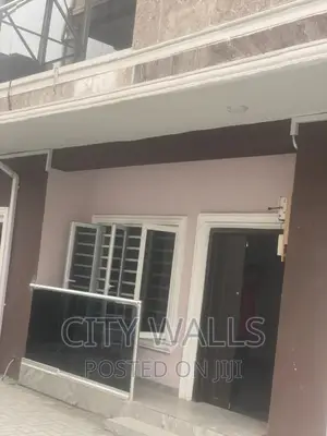 3bdrm Block of Flats in Ikate-Elegushi for rent