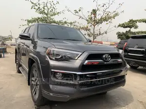 Toyota 4-Runner Limited 4x4 2018 Gray