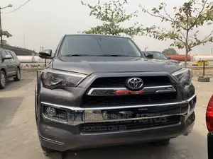 Toyota 4-Runner Limited 4x4 2018 Gray