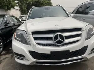 Mercedes-Benz GLK-Class 350 4MATIC 2014 White