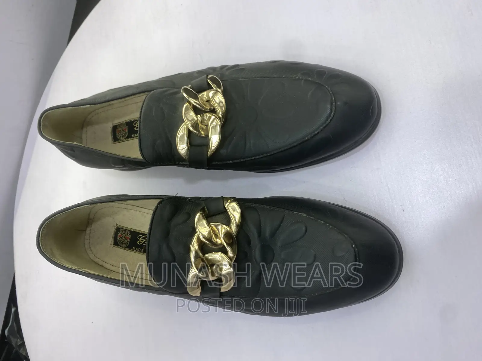 Gucci Leather Shoe Size 40