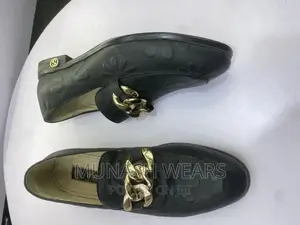 Gucci Leather Shoe Size 40