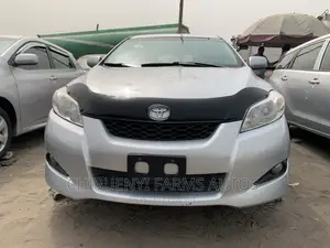 Toyota Matrix 2010 Silver