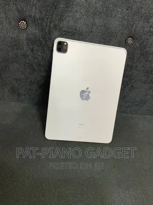 Apple iPad Pro 11 (2020) 128 GB Silver