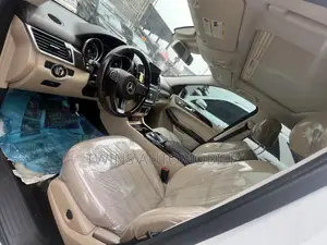 Mercedes-Benz GLE-Class GLE 350d 4MATIC 2017 White