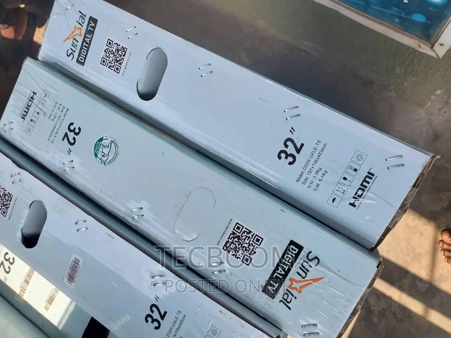 32 Inches Tv With Inbuilt Decoder + Free Subscriptions