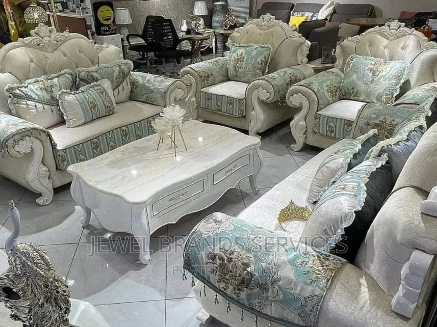 Royal Sofa 7 Seater