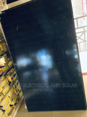 Solar Panel 560w Half Cut All Black Mono Crystal Line