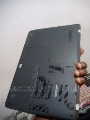 Laptop Lenovo ThinkPad E470 8GB Intel Core I5 HDD 500GB