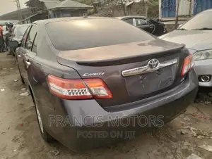 Toyota Camry 2010 Gray
