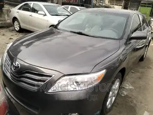 Toyota Camry 2010 Gray