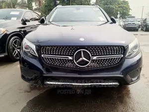 Mercedes-Benz GLC-Class 2017 Blue