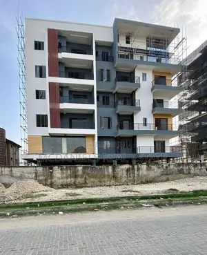 3bdrm Maisonette in Lekki Phase 1 for sale