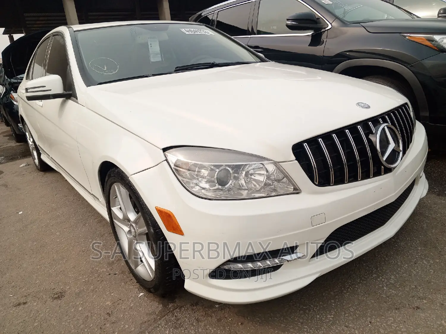 Mercedes-Benz C300 2011