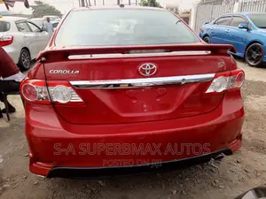 Toyota Corolla 2012 Red
