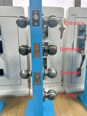 Original Europe Knobs Key