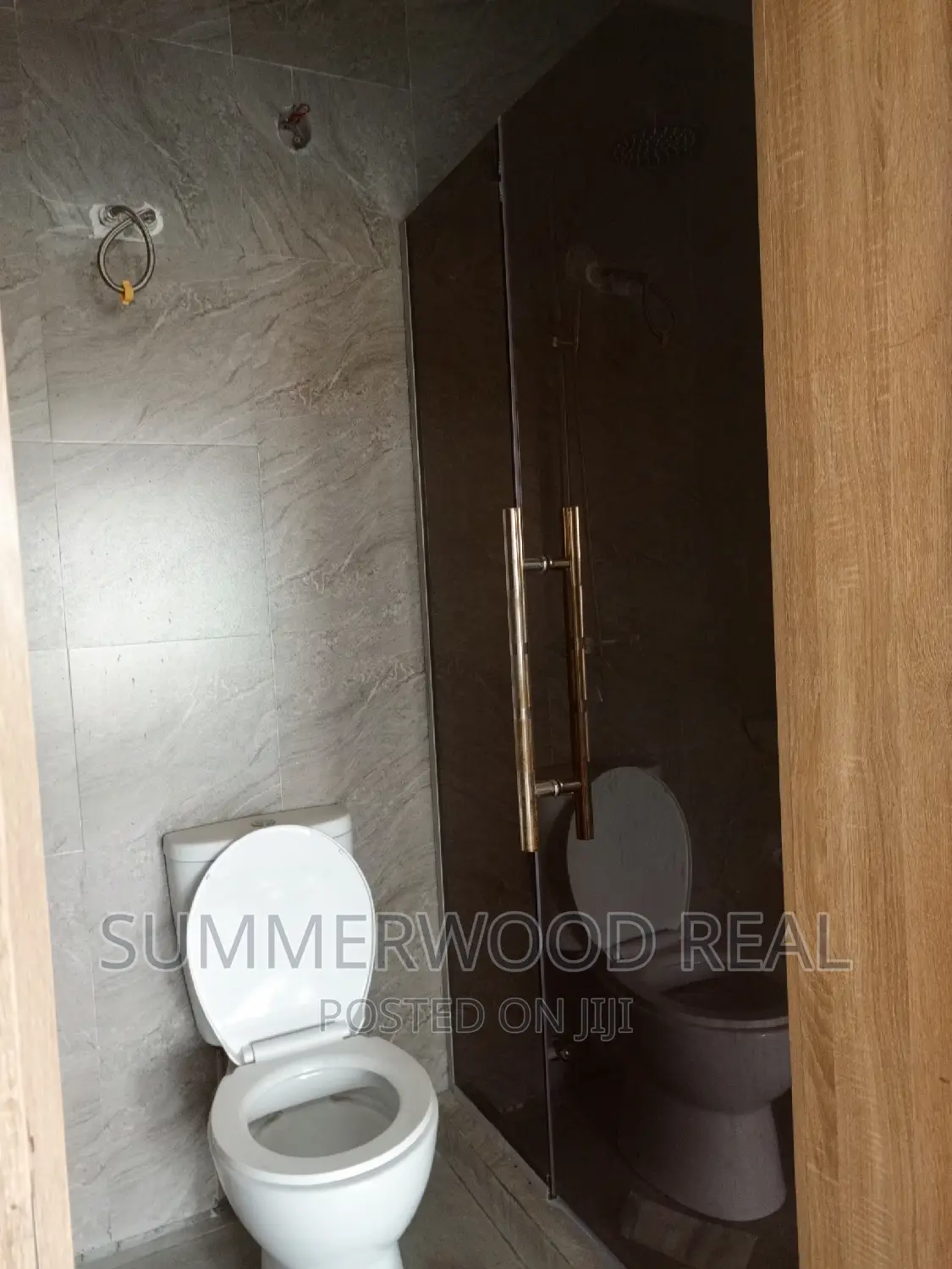Mini Flat in Lekki Phase 2 for sale
