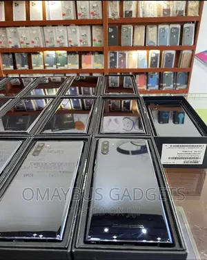 New Samsung Galaxy Note 10 Plus 256 GB Black