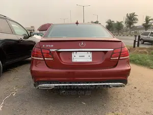 Mercedes-Benz E350 Base 4Matic Sedan AWD (3.5L 6cyl 7A) 2014 Red