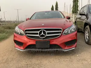 Mercedes-Benz E350 Base 4Matic Sedan AWD (3.5L 6cyl 7A) 2014 Red