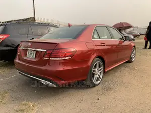 Mercedes-Benz E350 Base 4Matic Sedan AWD (3.5L 6cyl 7A) 2014 Red
