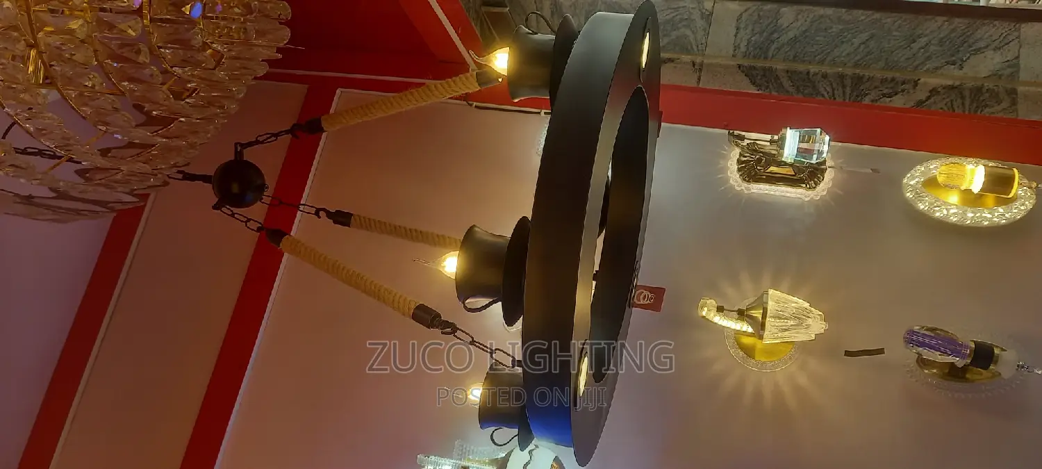 Modern Luxury Creative LED Ceiling Dropping Chandelier