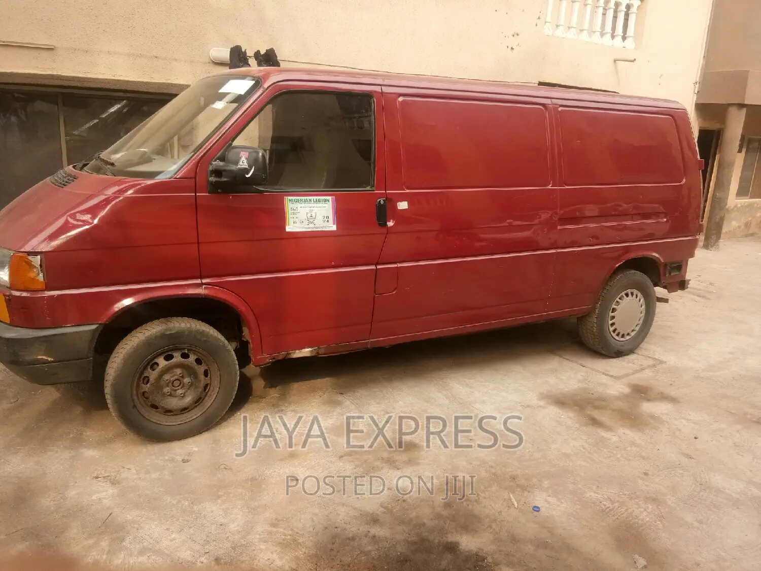 Hiring Van for Easy Delivery