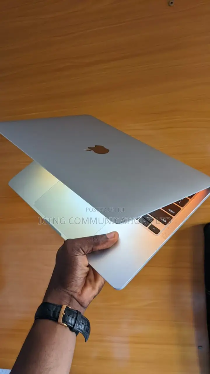 Laptop Apple MacBook Air 2015 4GB Intel Core i5 SSD 128GB
