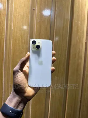 Apple iPhone 15 128 GB White