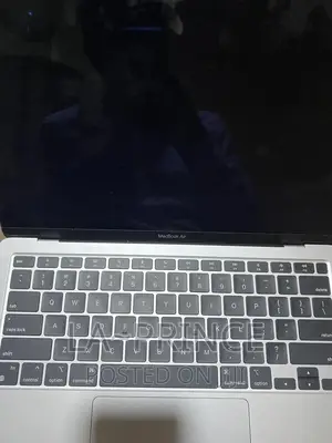 New Laptop Apple MacBook Air 2020 M1 8GB AMD Ryzen SSD 256GB