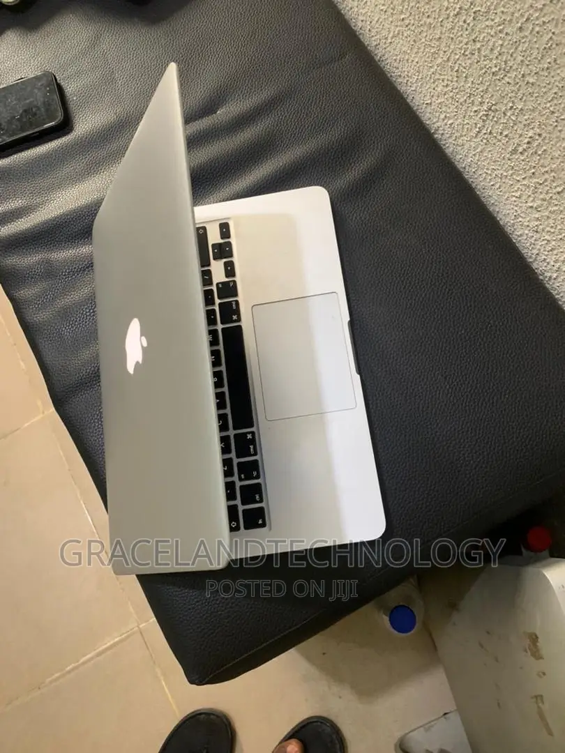 Laptop Apple MacBook Pro 2015 8GB Intel Core i7 SSD 256GB