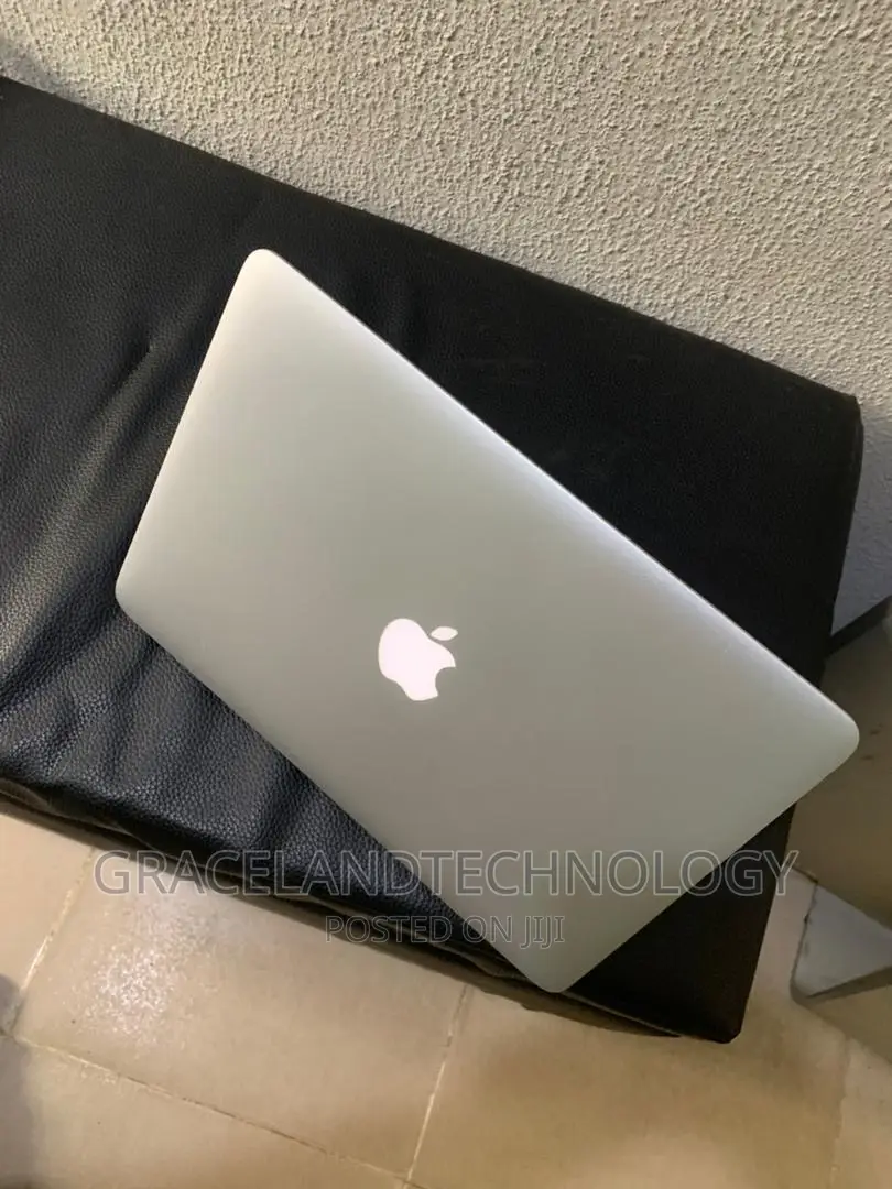 Laptop Apple MacBook Pro 2015 8GB Intel Core i7 SSD 256GB