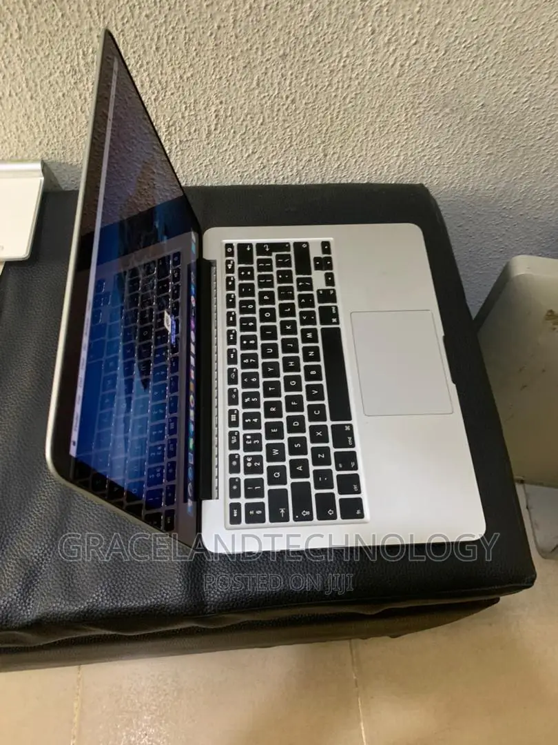 Laptop Apple MacBook Pro 2015 8GB Intel Core i7 SSD 256GB