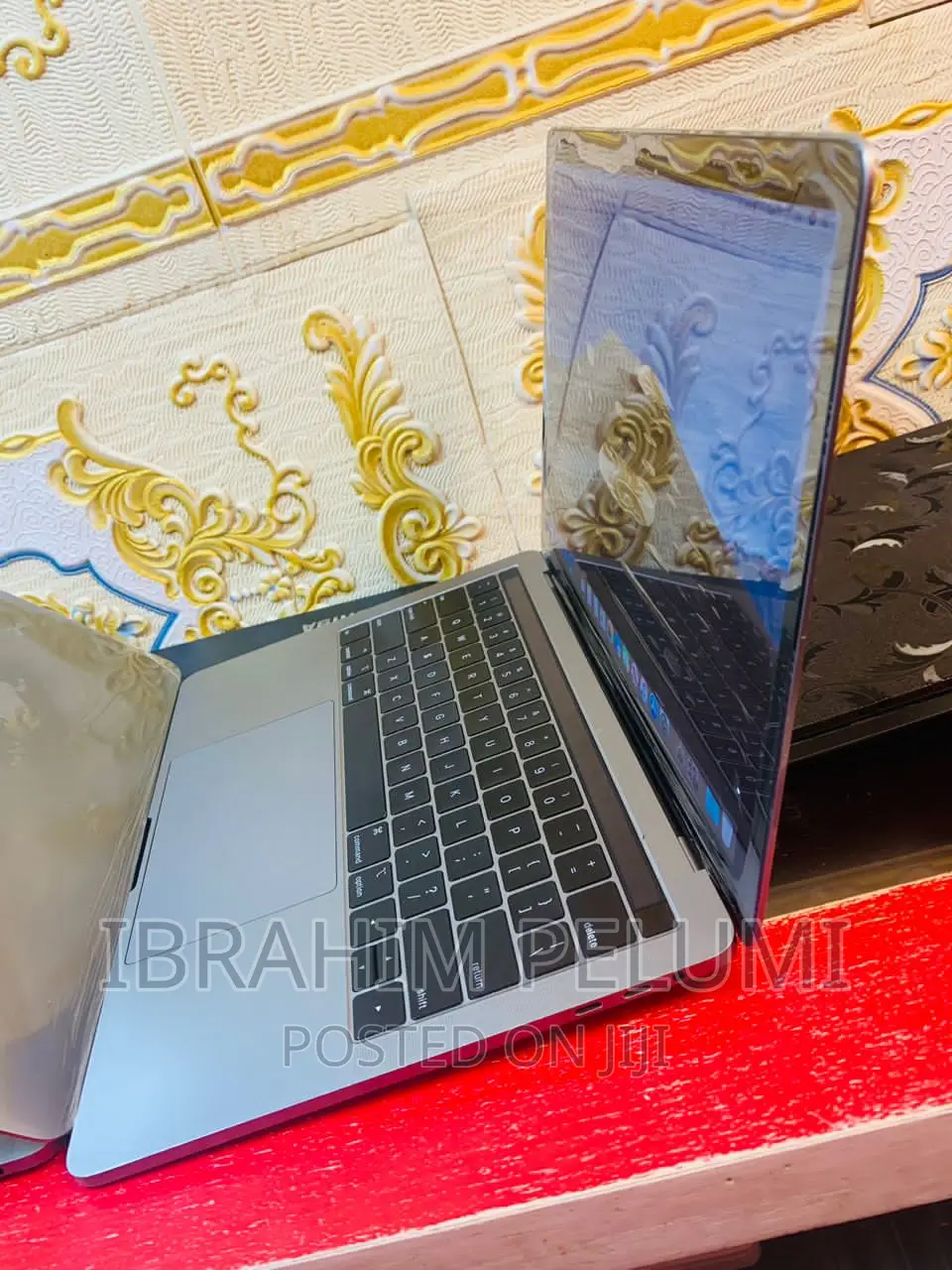 Laptop Apple MacBook Pro 2020 8GB Intel Core I5 SSD 512GB