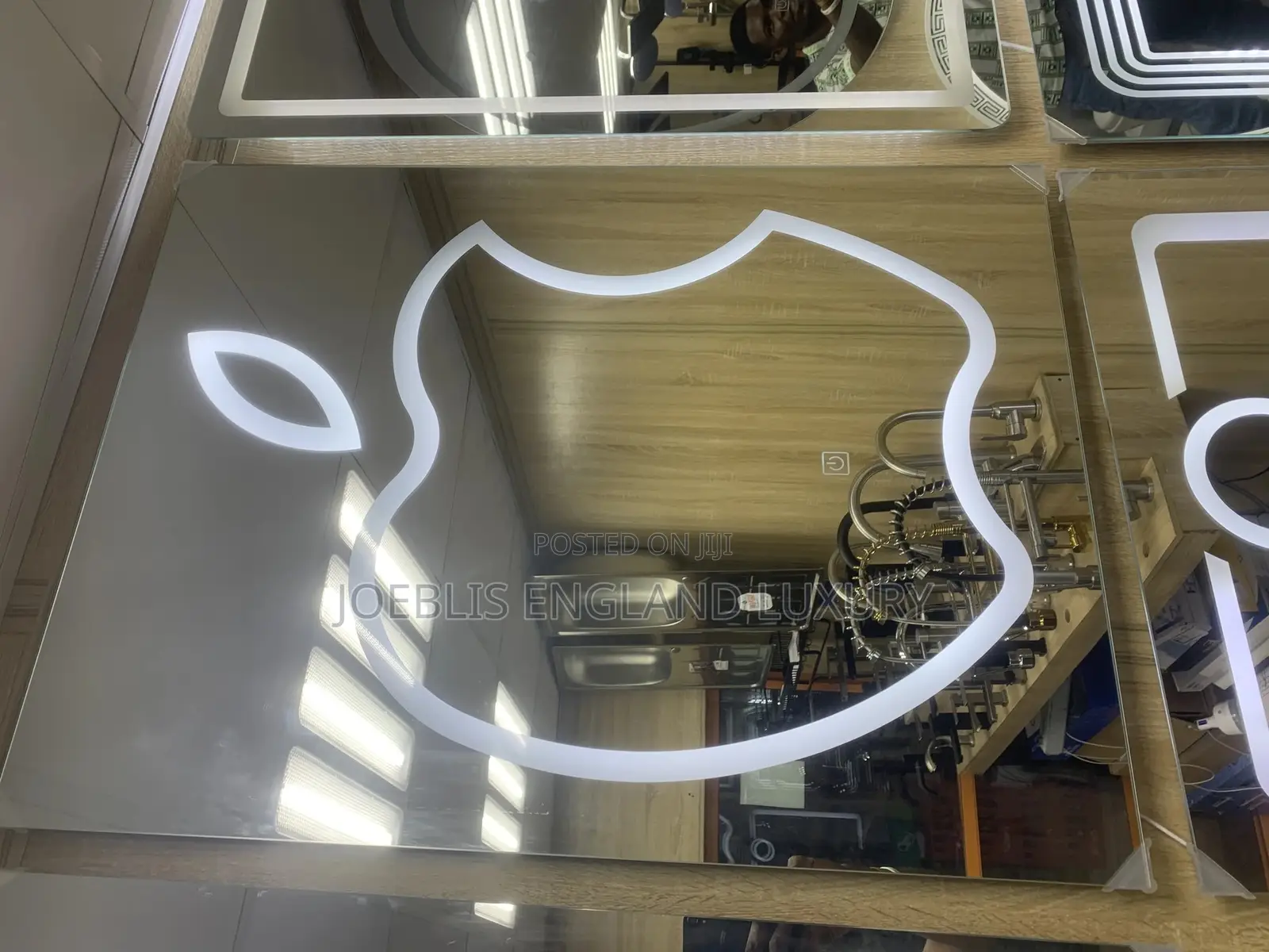Led Mirror With Designs