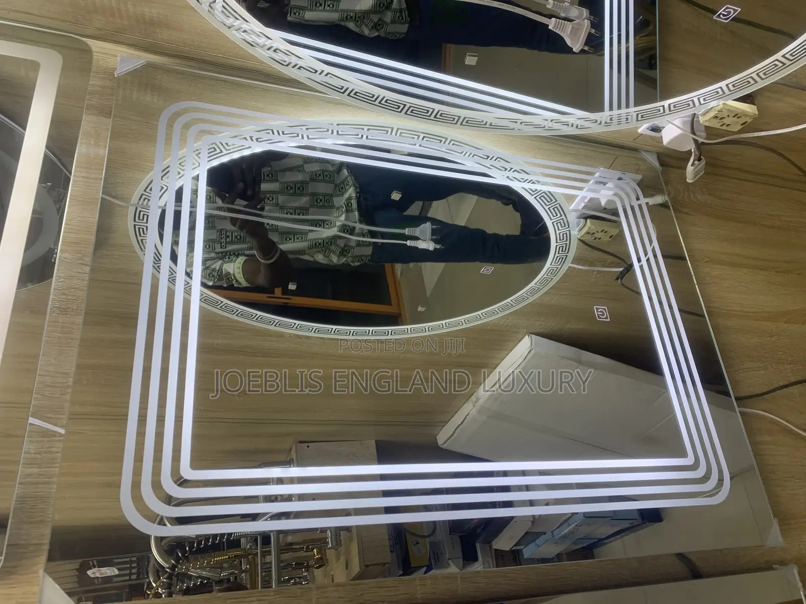 Led Mirror With Designs