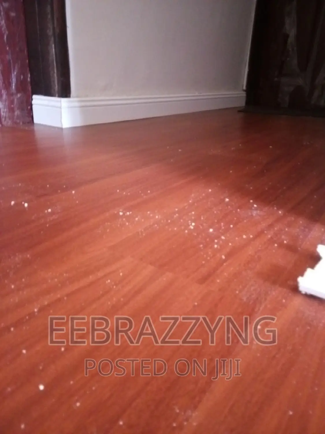 Laminated Wooden Floor / SPC Floors