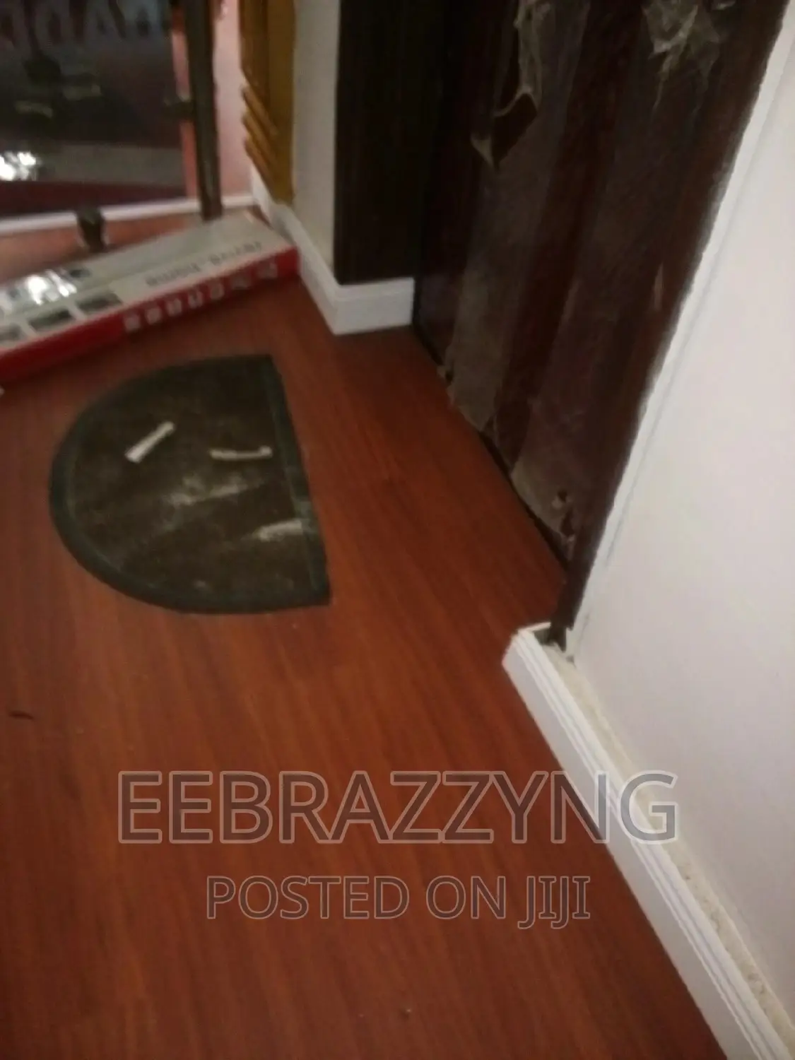 Laminated Wooden Floor / SPC Floors