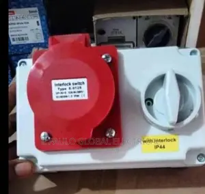 32amps Industrial Plug With Swtich