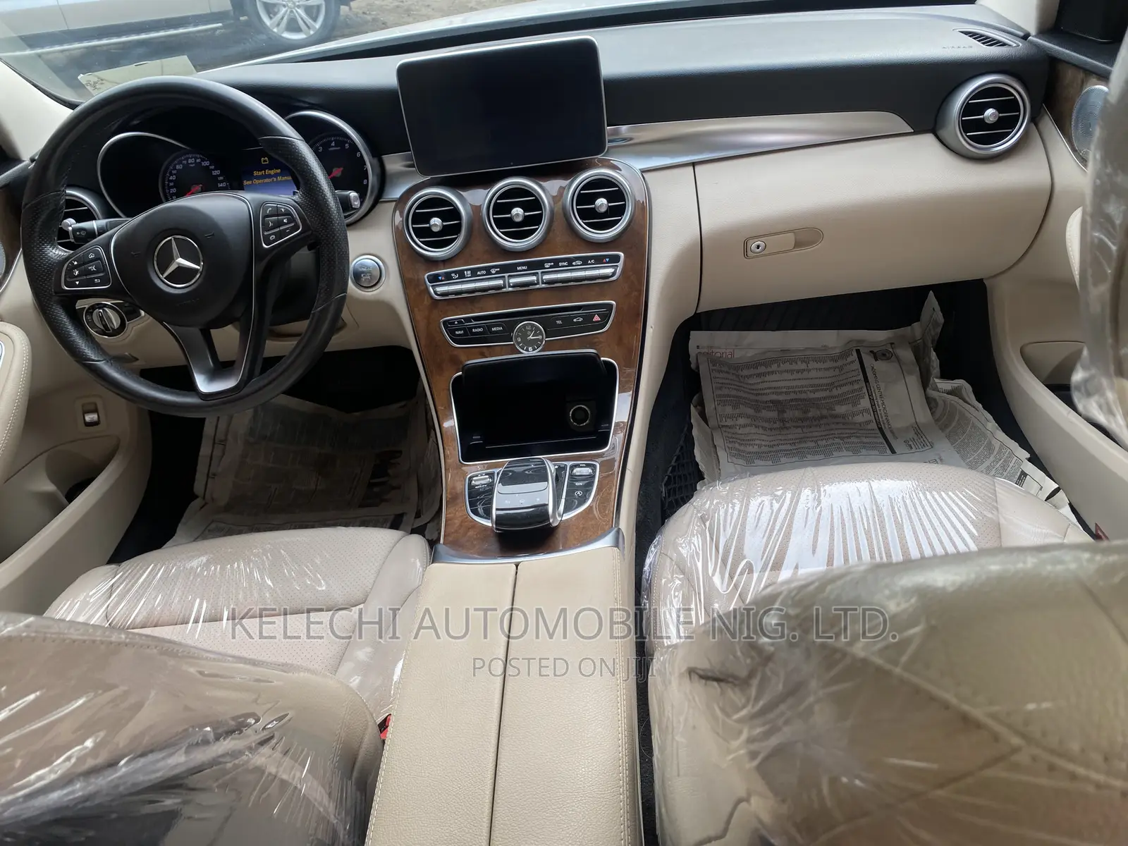 Mercedes-Benz C300 Luxury 4Matic Sedan AWD (2.0L 4cyl 7A) 2016 White