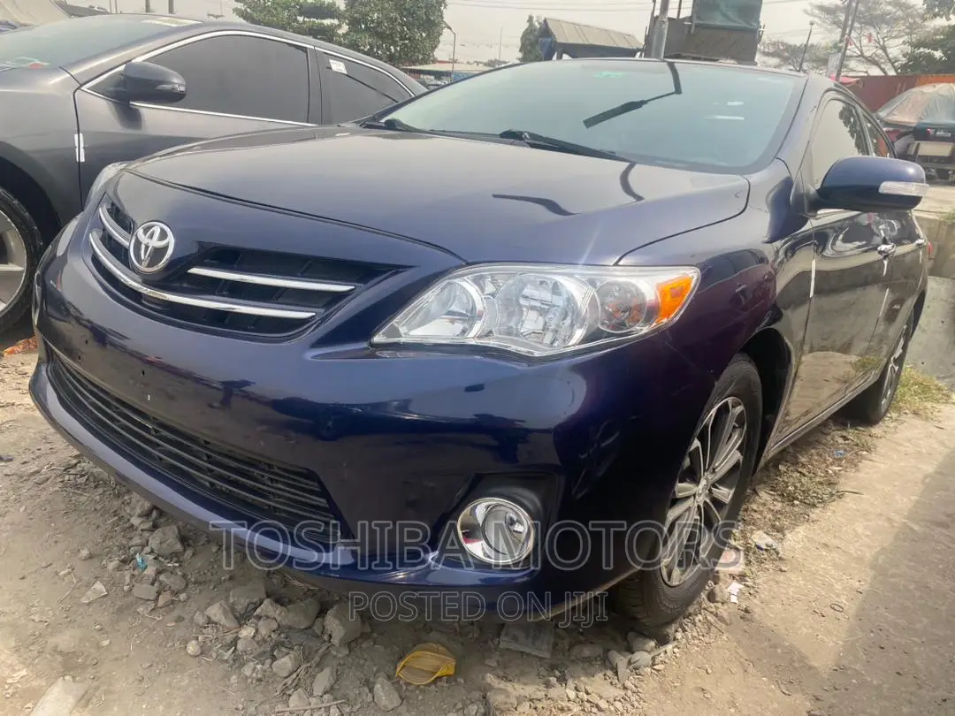 Toyota Corolla 2013 Blue