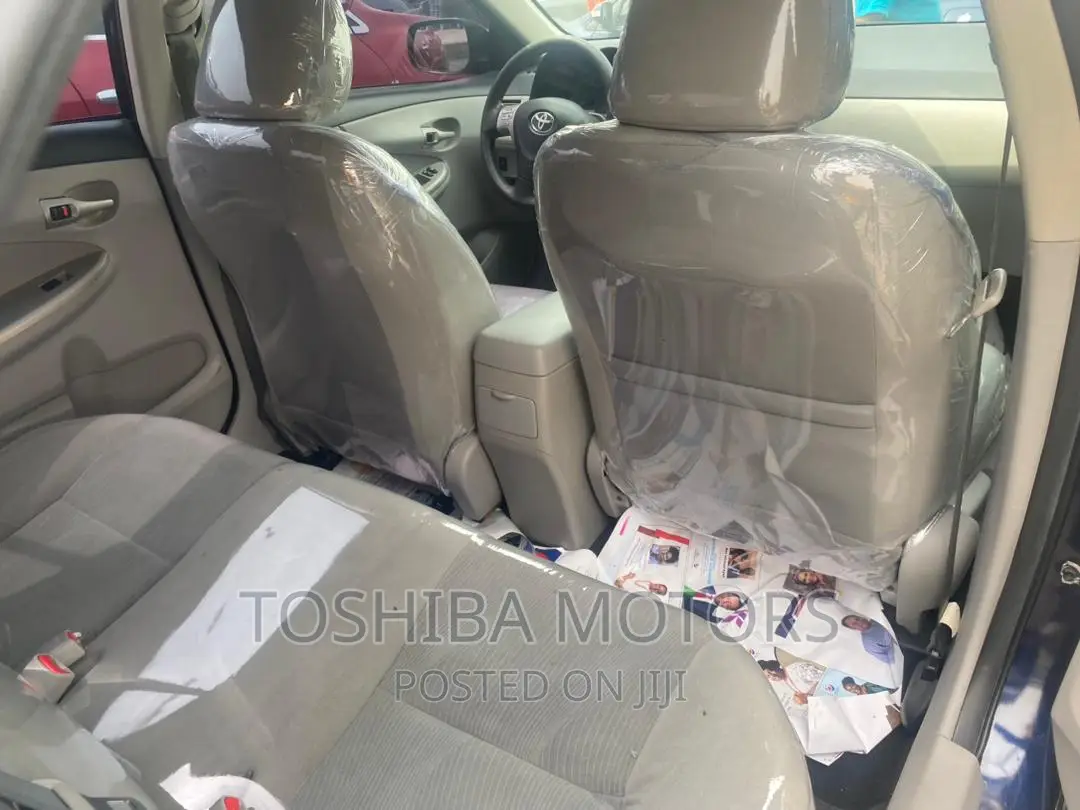 Toyota Corolla 2013 Blue