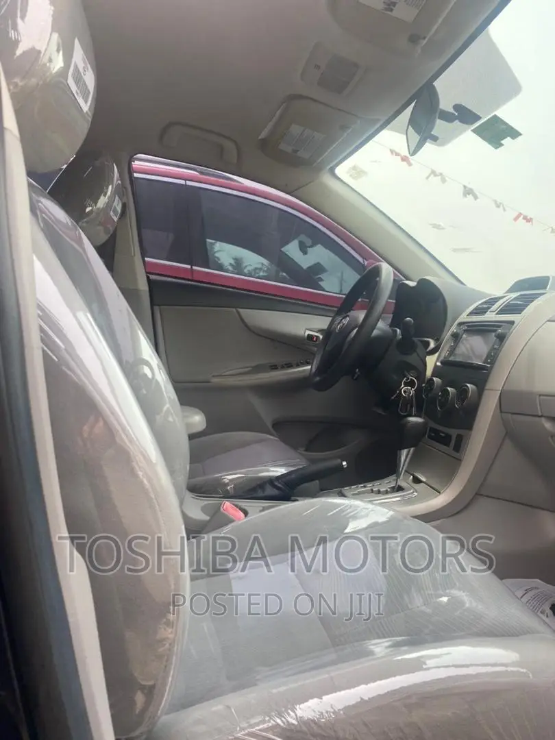 Toyota Corolla 2013 Blue