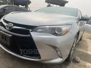 Toyota Camry 2015 Silver
