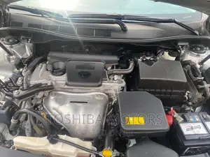 Toyota Camry 2015 Silver
