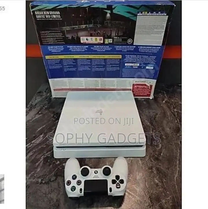 PS4 Slim Open Box With 1 Pad