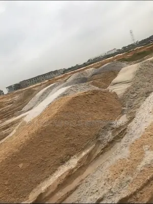 Supplier of Sharp Sand